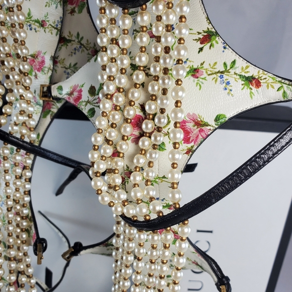 NWT$3400 Gucci Taide Pearlescent Caged Boot Pumps - Picture 14 of 16